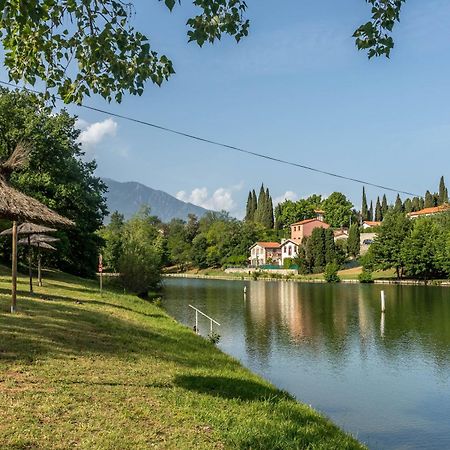 Camping Les Rives Du Lac De Vinca Ngoại thất bức ảnh